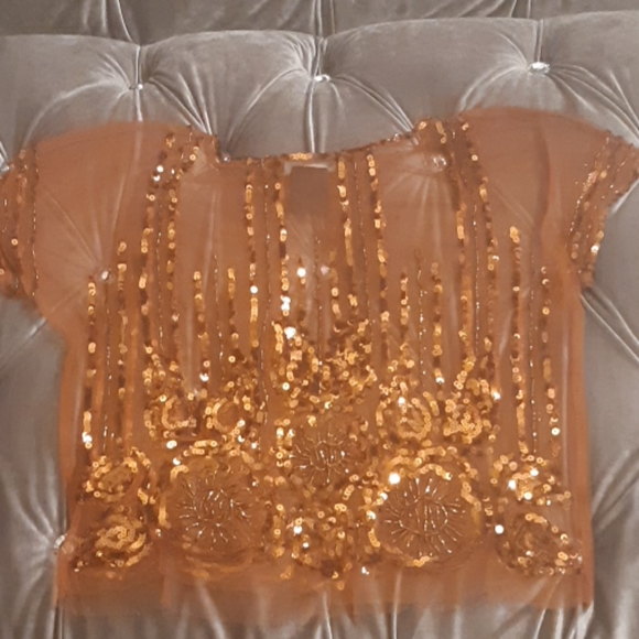 Crop top - Picture 2 of 2